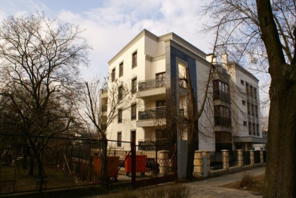 Apartamentowiec Prestige – kompleksowe wykonawstwo tarasów i balkonów